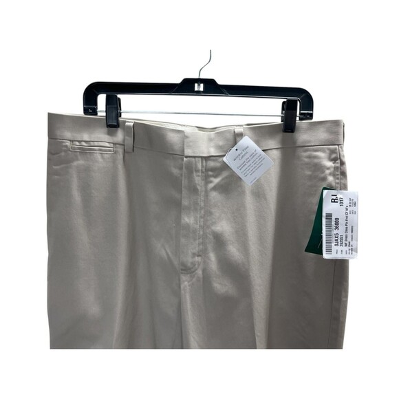 LL Bean Pants Size 36 x 29 Men's Beige Chino 100% Cotton Tapered Leg - Picture 3 of 6